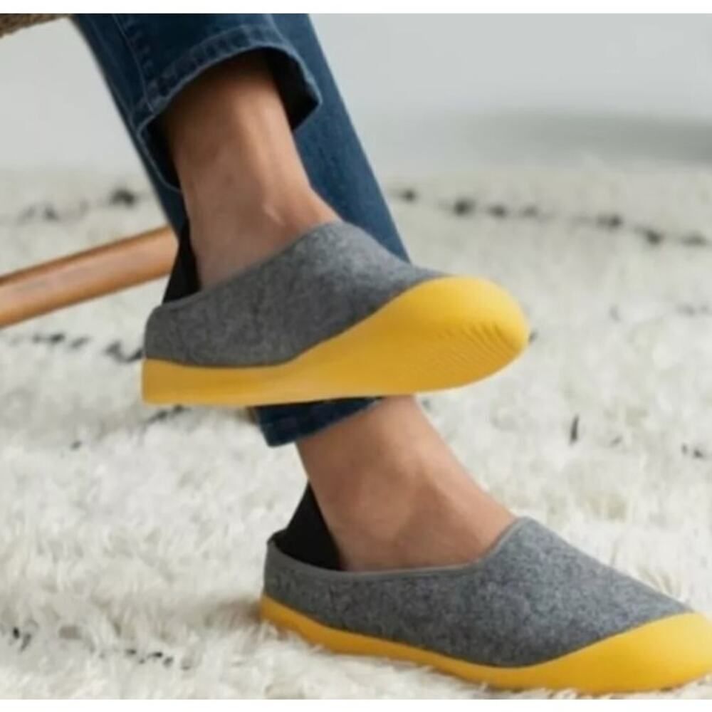 mahabis Grey Felt Slip-On Slippers with Yellow Soles